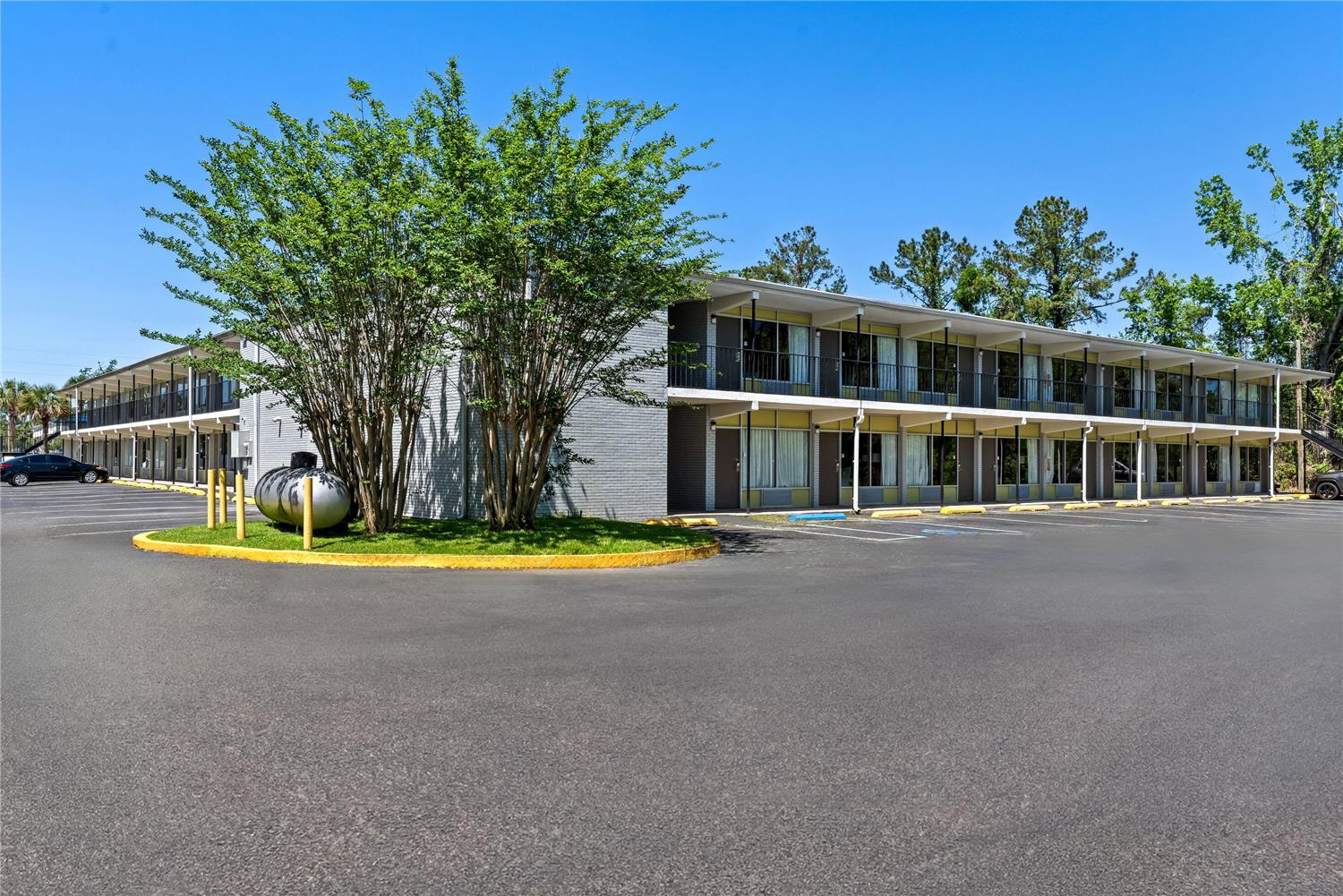 Econo Lodge Jennings, FL 23/30