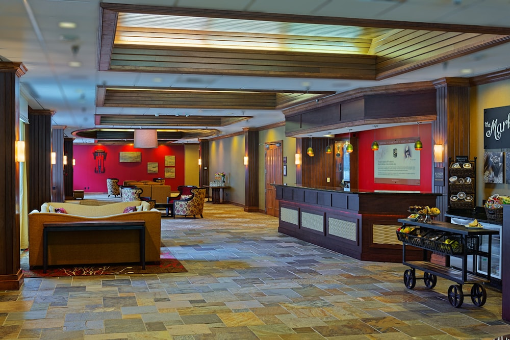 DoubleTree by Hilton Hotel Asheville Biltmore 4/68