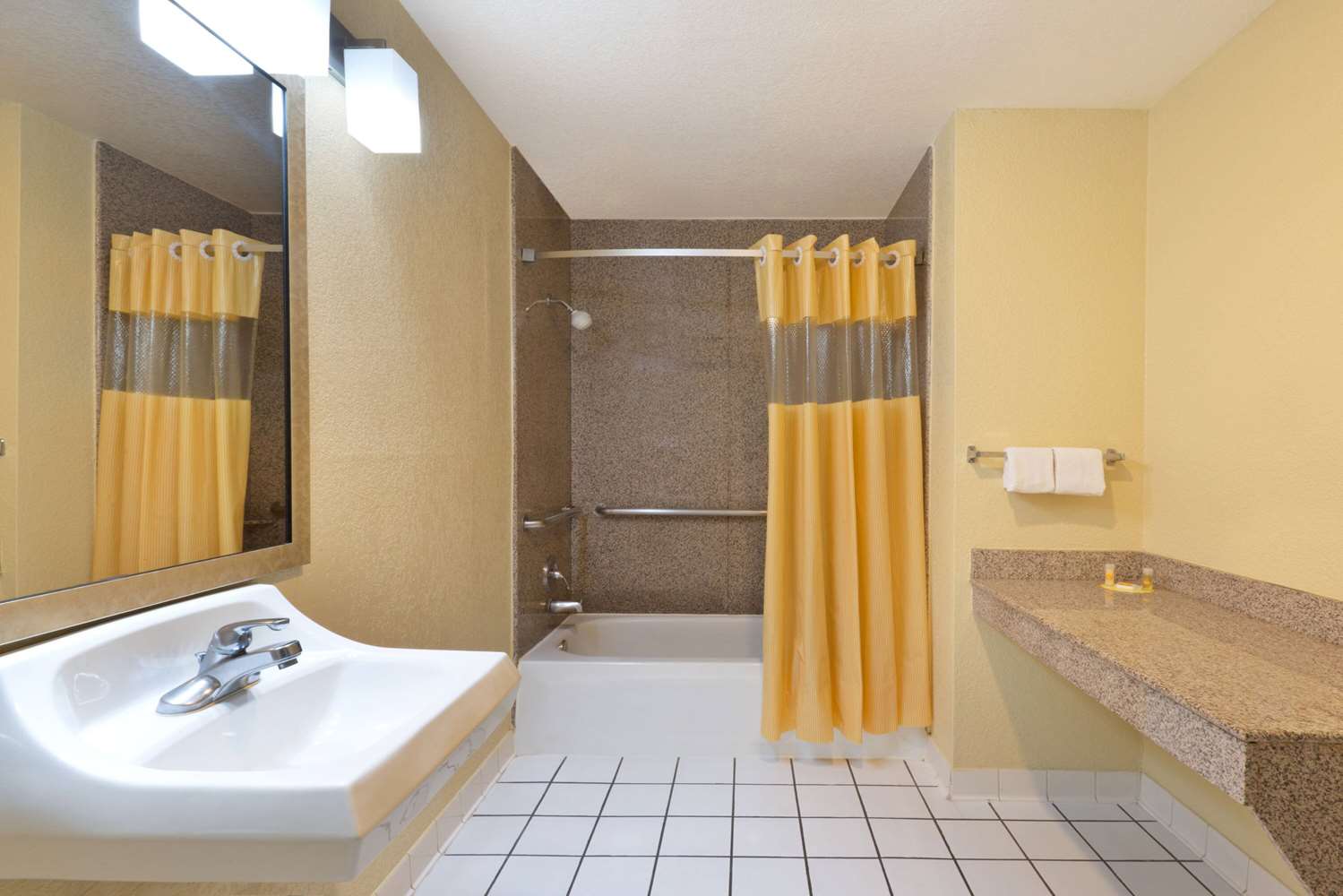 Days Inn by Wyndham San Antonio Seaworld/Lackland AFB 10/13