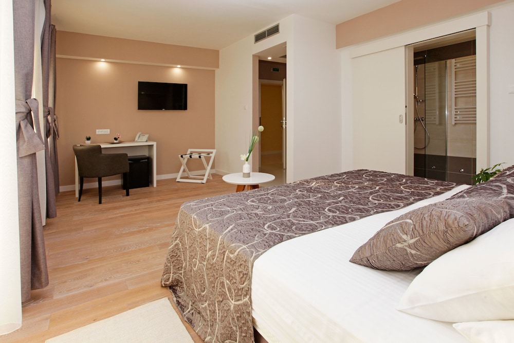 Hotel Villa Telenta 30/73