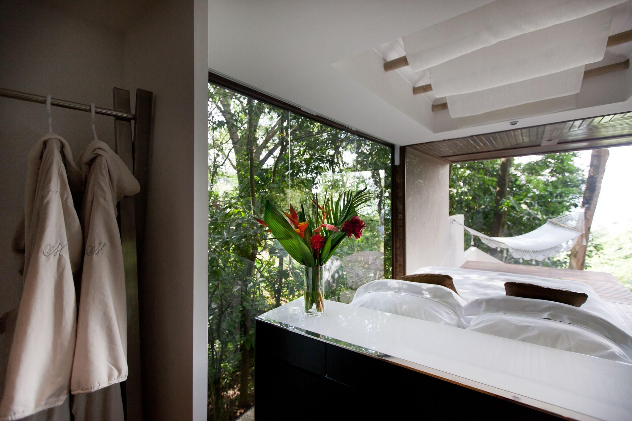 Luxury, Villa