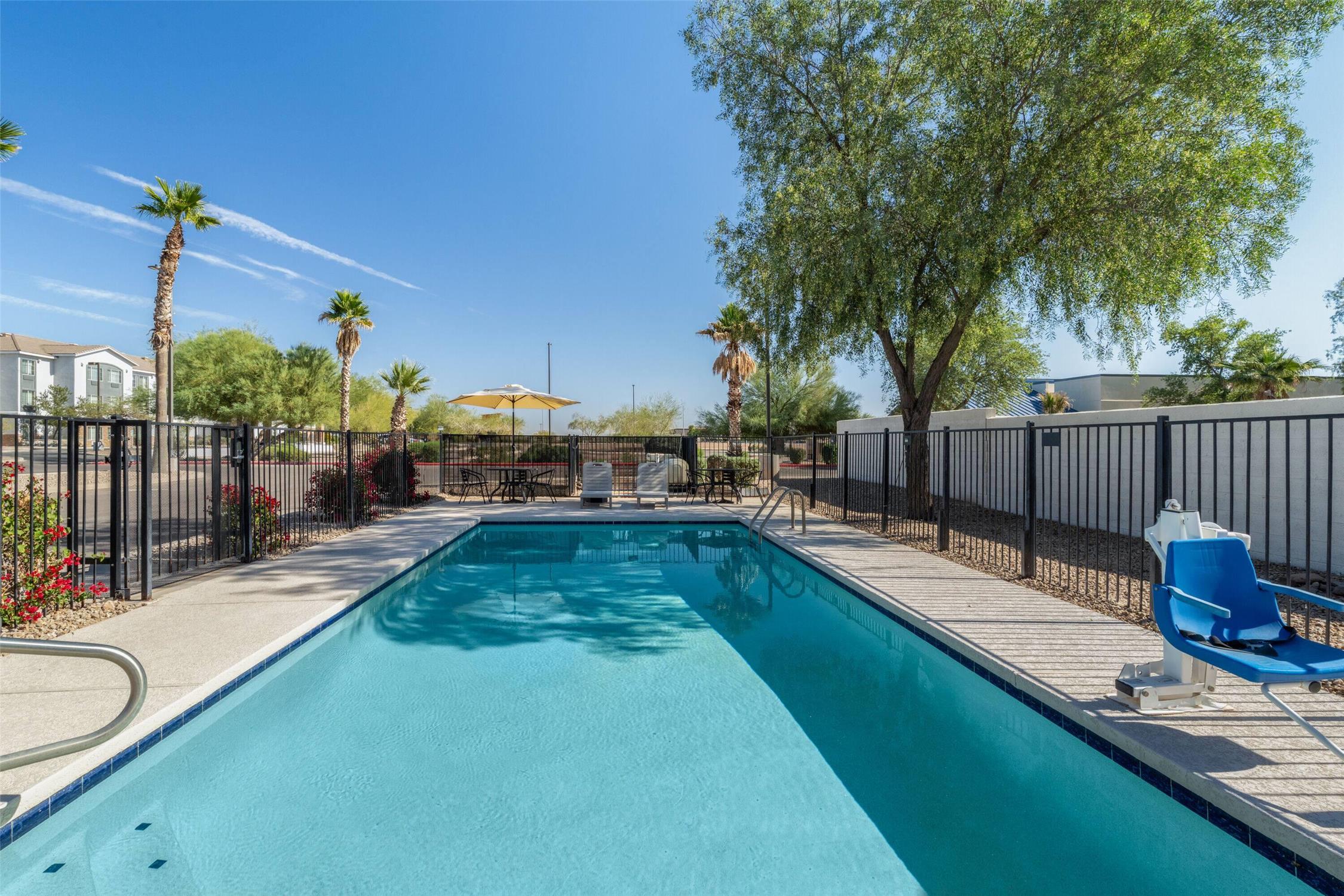 Super 8 by Wyndham Casa Grande 13/16