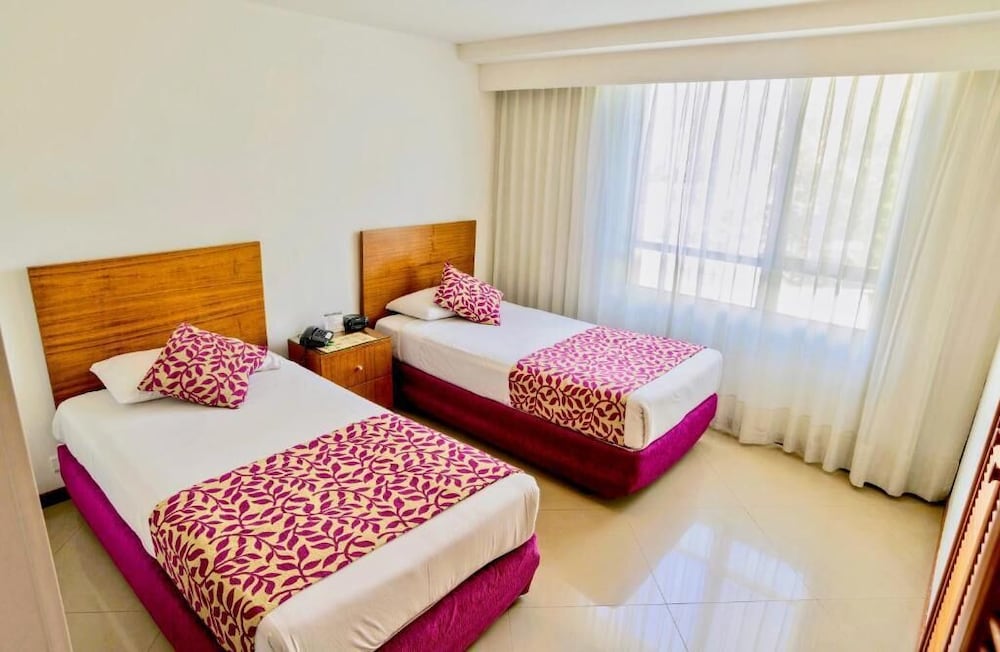 Apartment, Multiple Beds