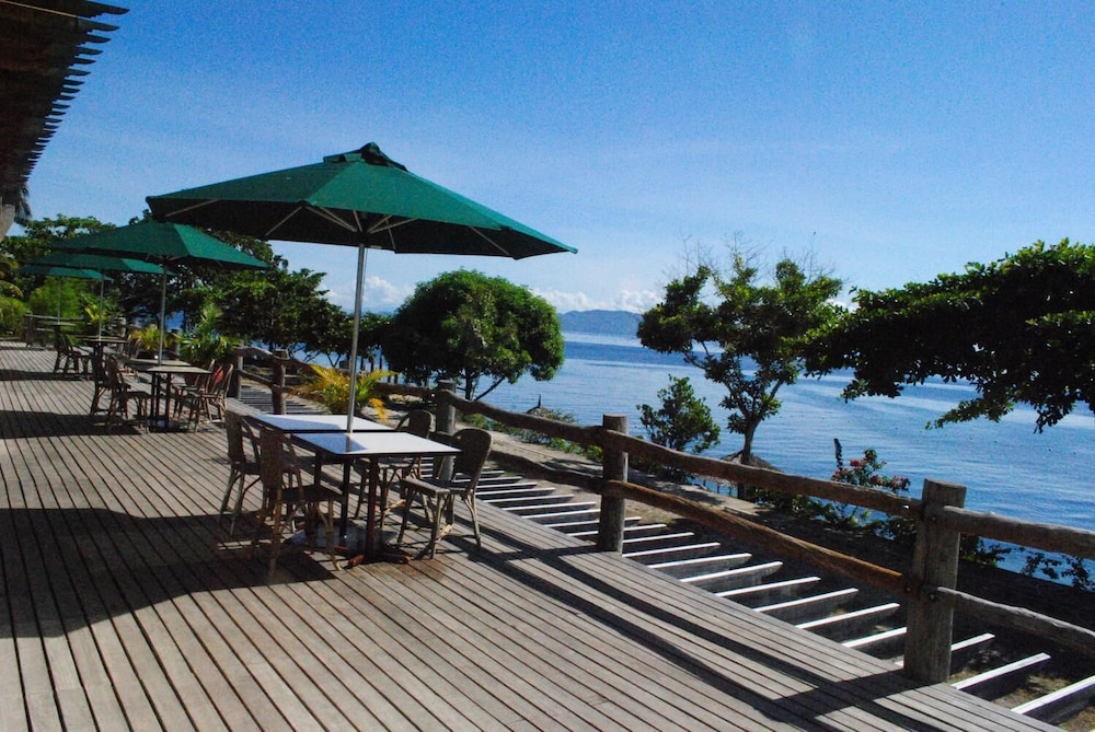 Almont Beach Resort 7/35