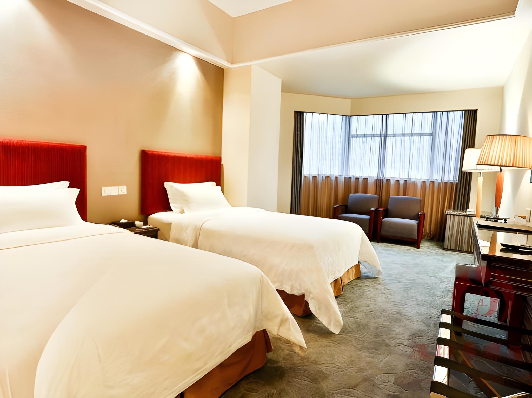 Exquisite, Twin Beds, No Parking