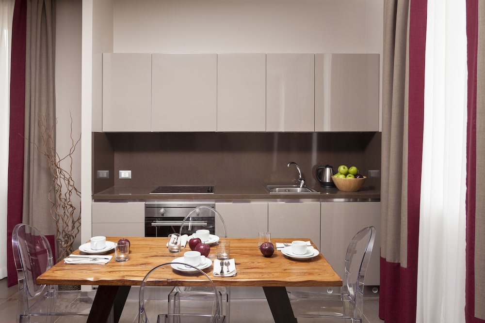 Residence Trianon Borgo Pio 68/72