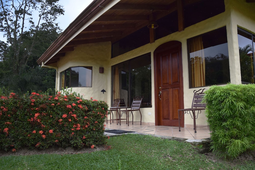 Arenal Volcano Inn 1/69