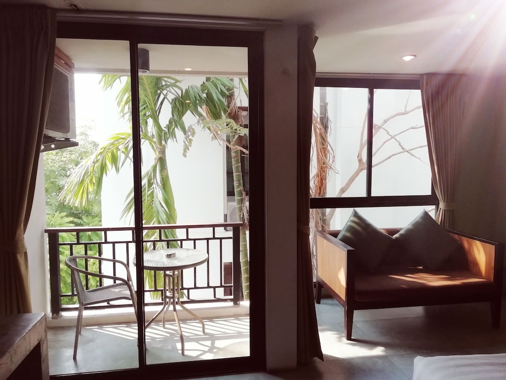 MANDALA HOUSE 43/68