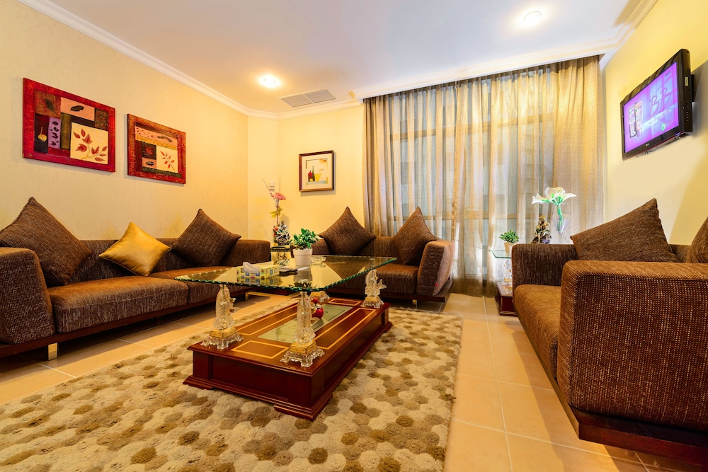 Bravo Royal Hotel Suites 29/43
