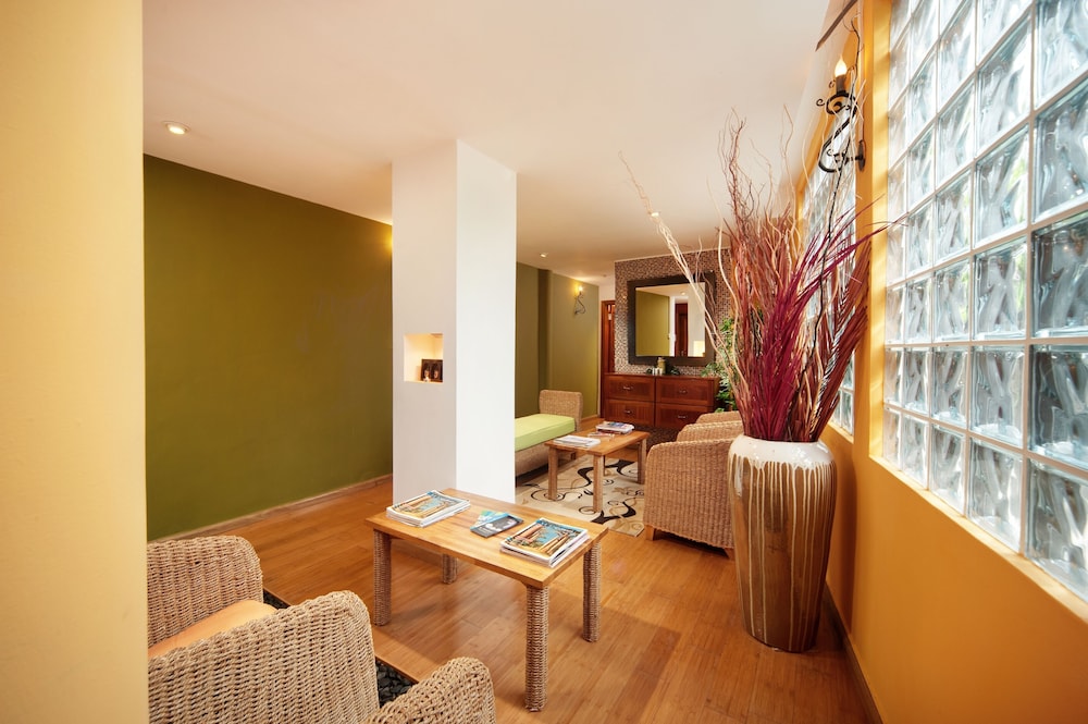 Le Palmiste Resort and Spa 60/76
