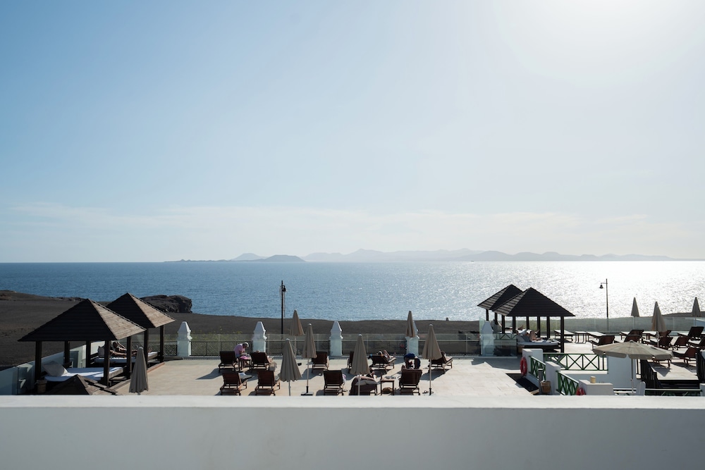 Hotel LIVVO Volcan Lanzarote 73/78