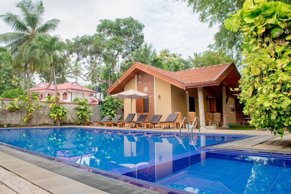 Villa Shade 3/50