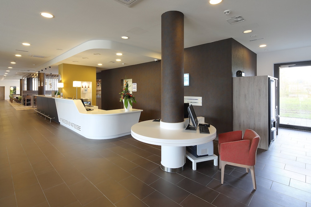 Holiday Inn Express Friedrichshafen 10/76