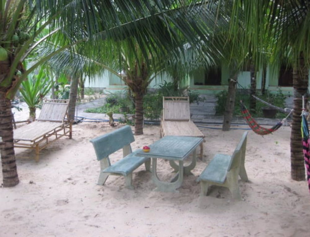 Cocosand Hotel 34/41