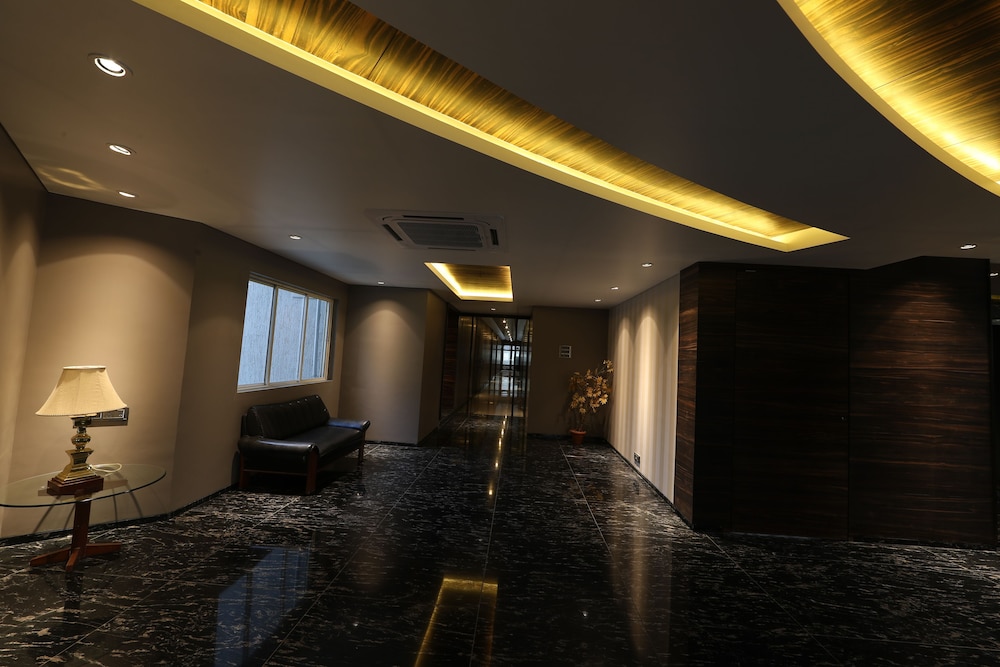 Hotel Niraali Executive 48/65