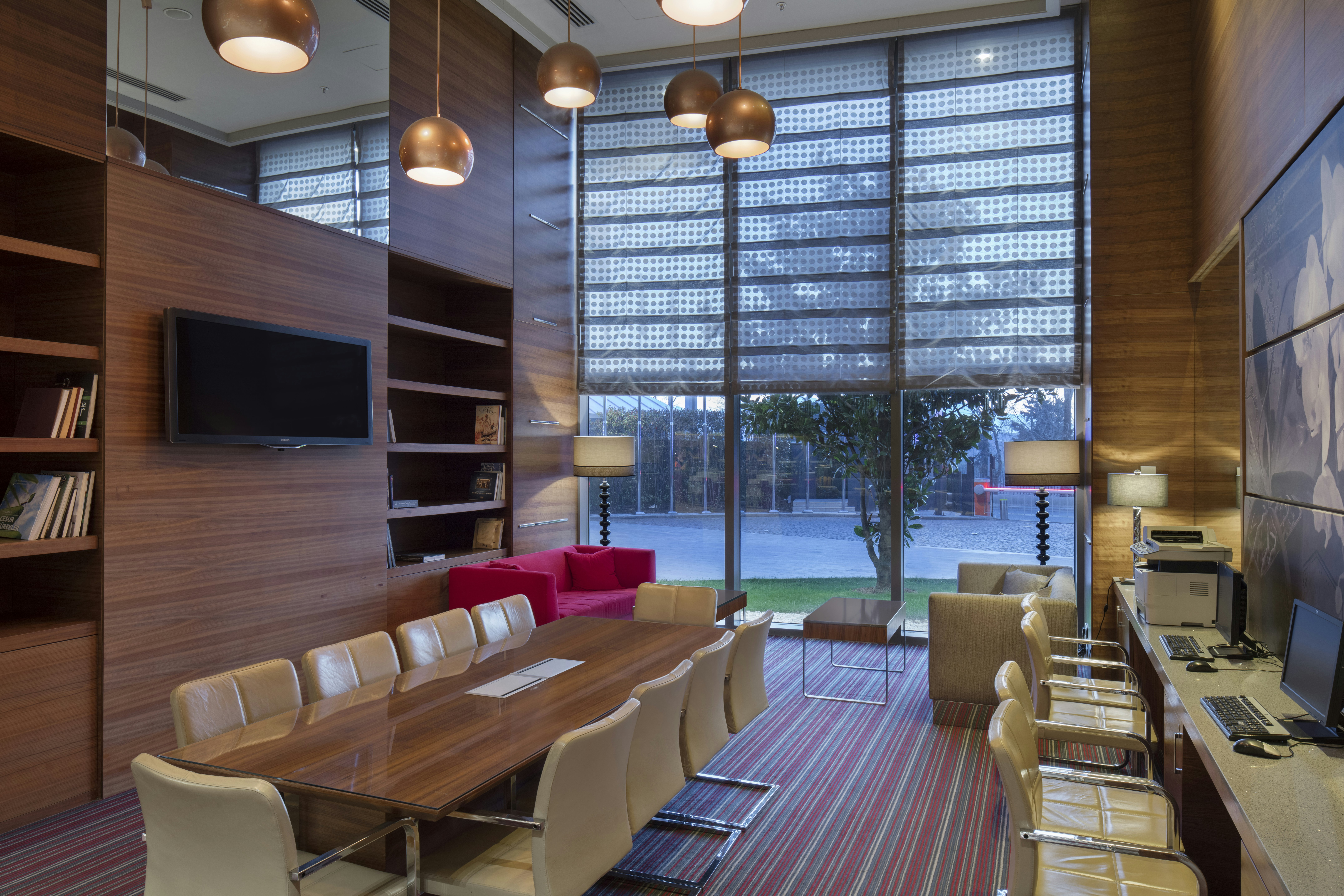 Hampton By Hilton Bursa 40/49