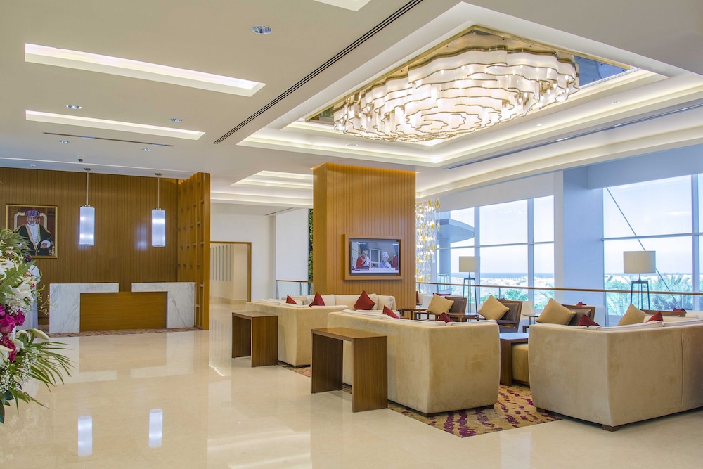 Crowne Plaza Muscat Oman Convention and Exhibition Centre (OCEC) 58/76