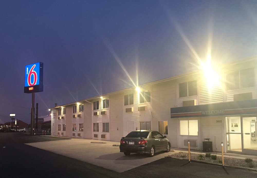 Motel6 Fort Wayne, IN 54/62