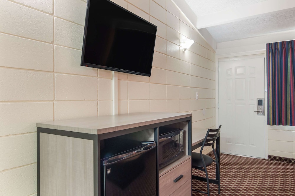 Rodeway Inn Nashville 28/36