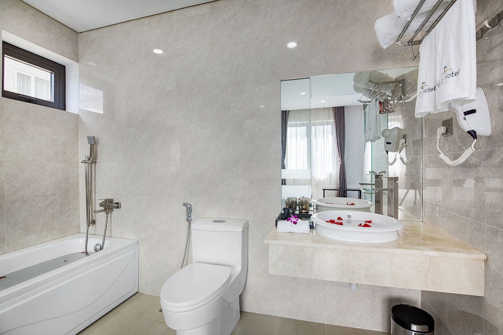 Dylan Hotel Da Nang 26/27