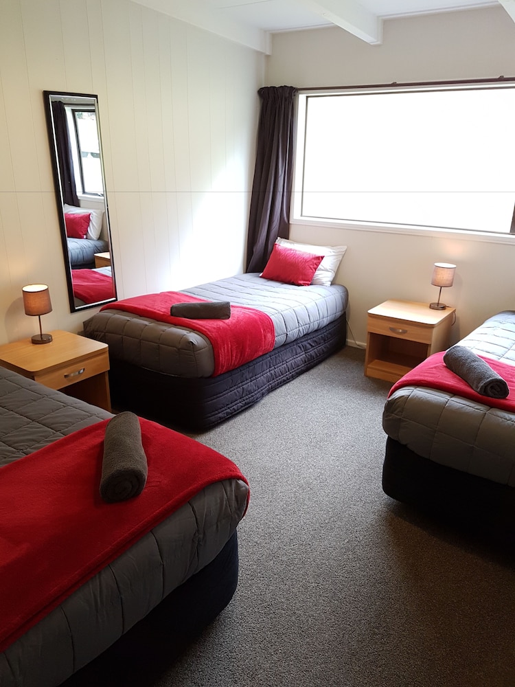 Mt Aspiring Holiday Park 17/46