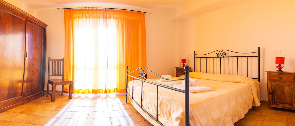 Villaggio Le Querce 16/64