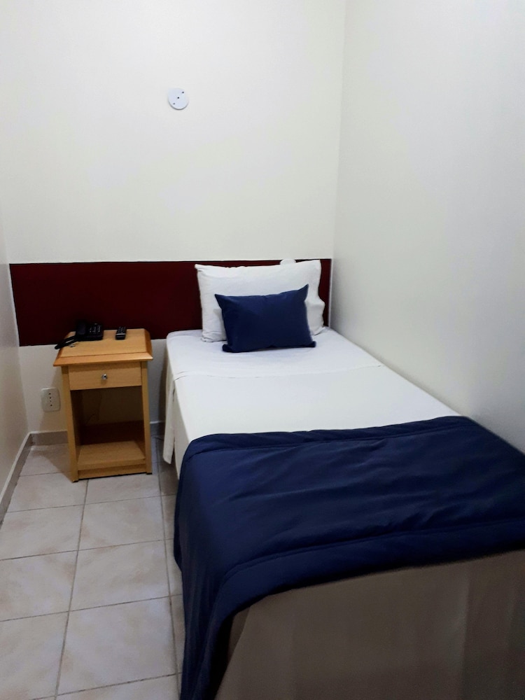 Hotel Único 11/42