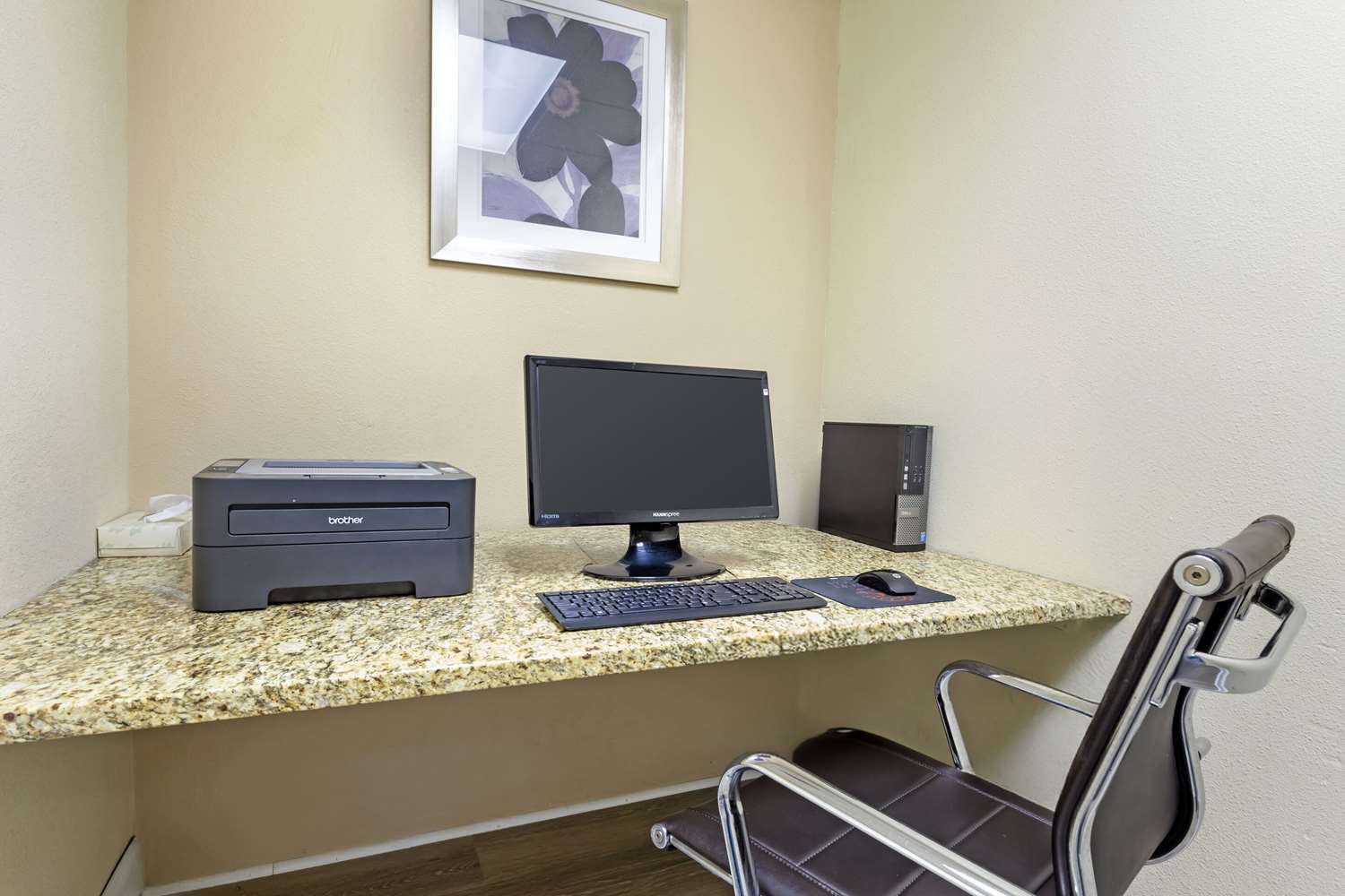 Clarion Pointe Durham Research Triangle Park 22/24