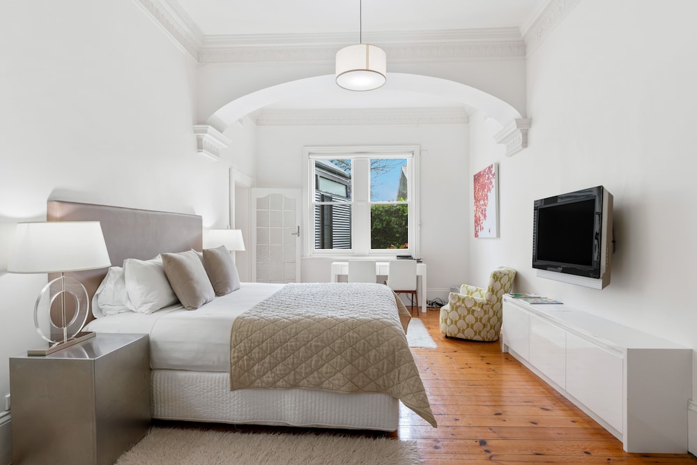 Colhurst House 8/21