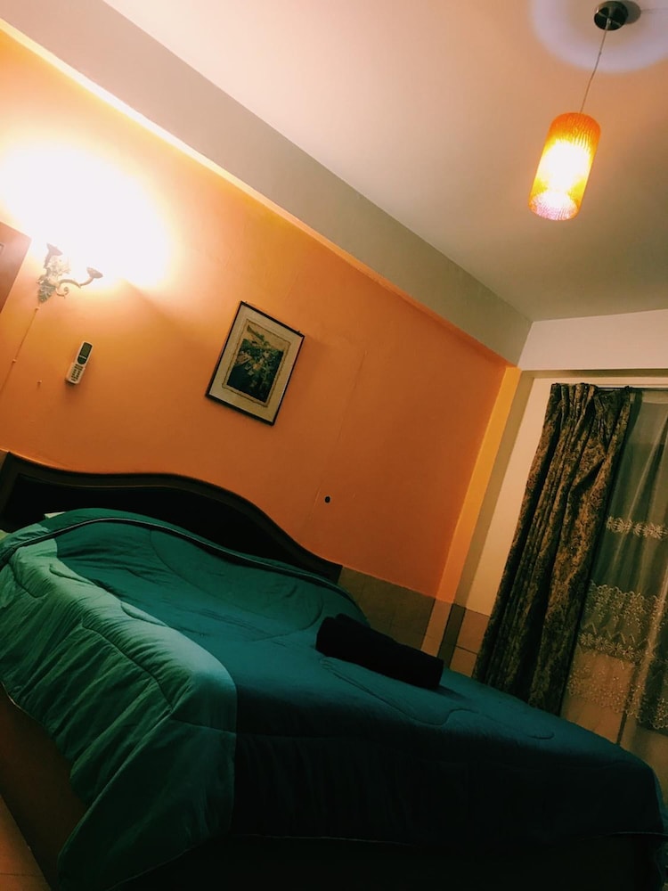 Surada Guesthouse 12/29