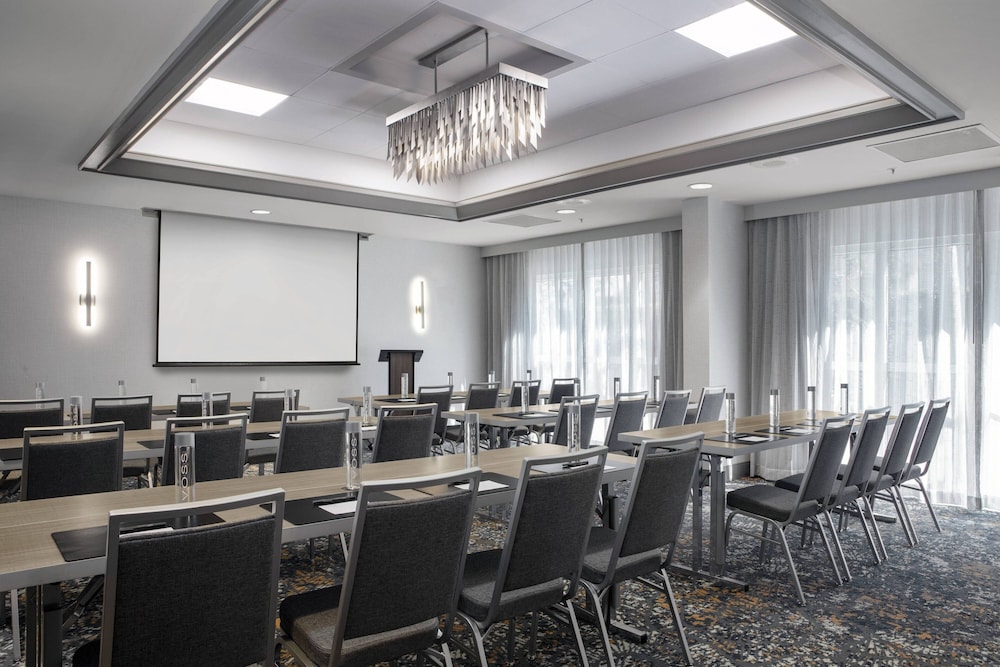 Courtyard By Marriott Miami Aventura Mall 37/50