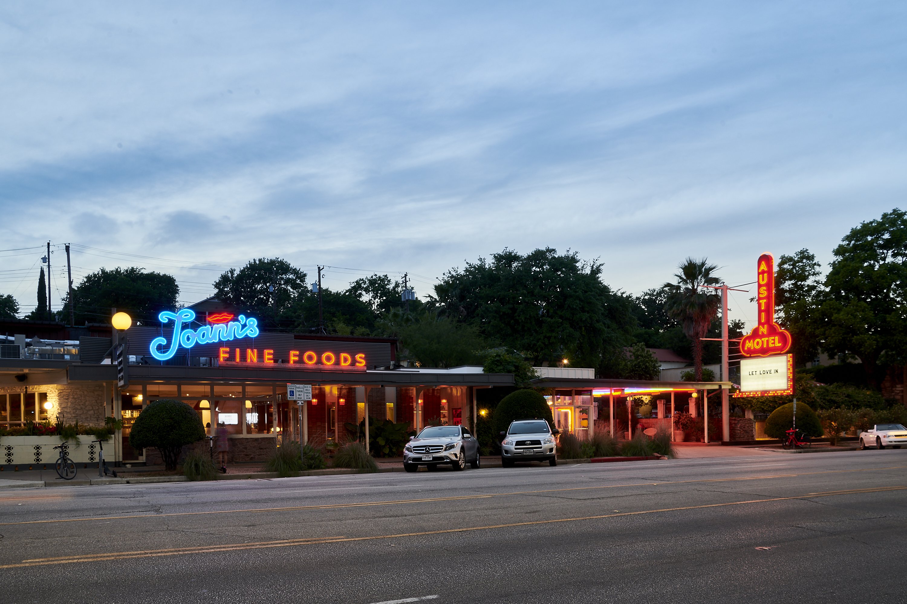 Austin Motel 8/66