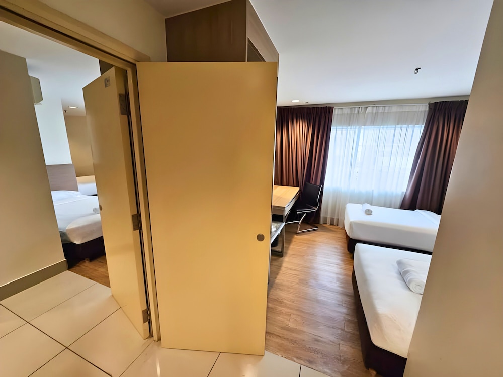 Hotel Pudu Plaza 68/69