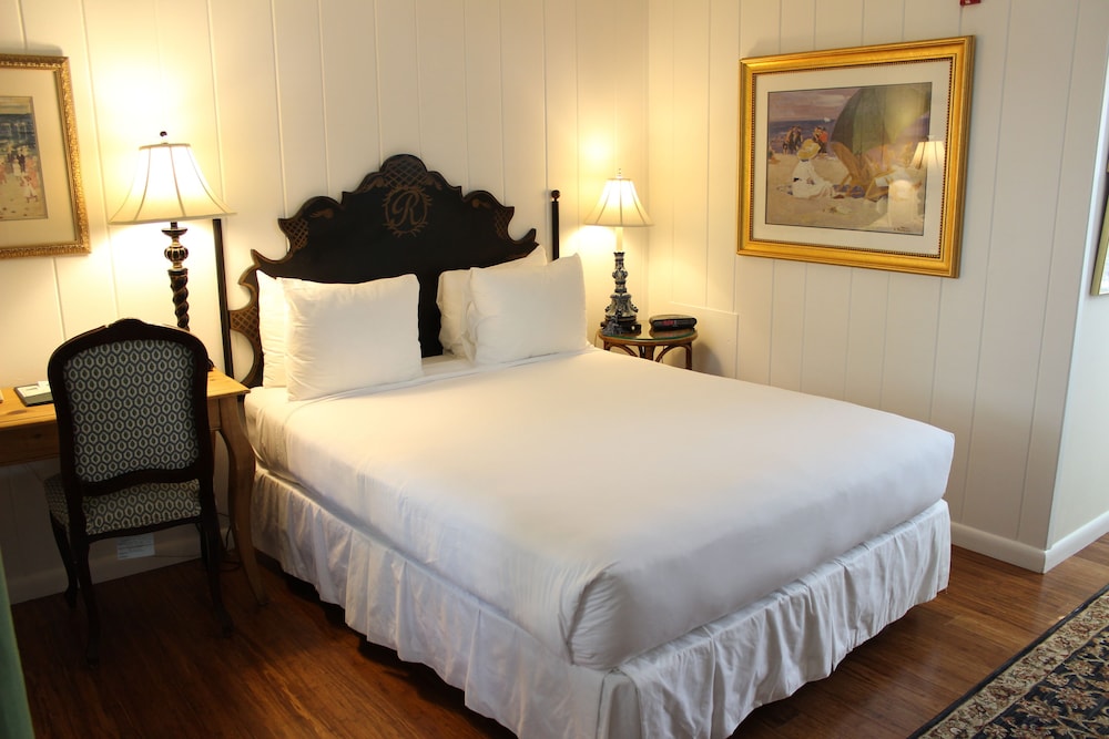 The Bellmoor Inn Spa 11/81