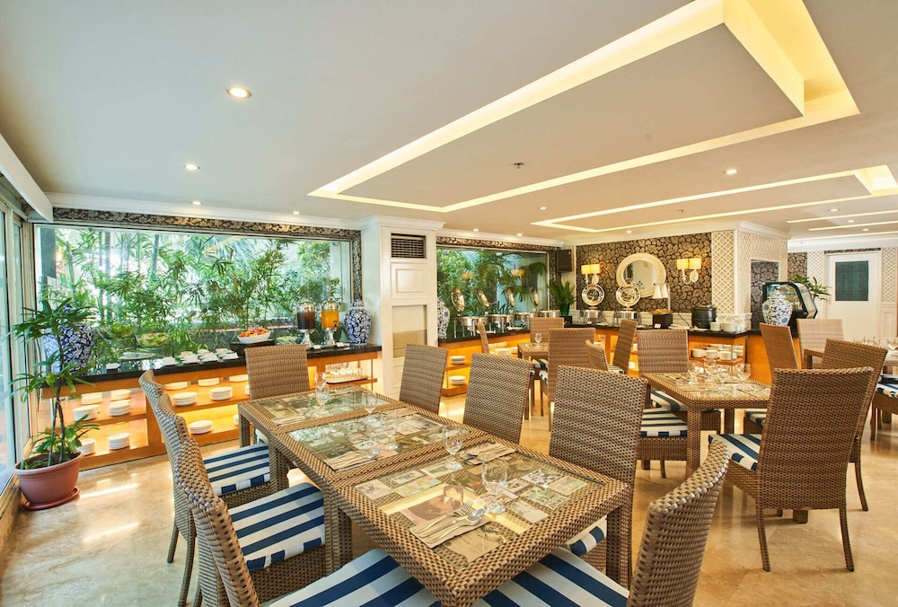 Orchid Garden Suites - Manila 43/64