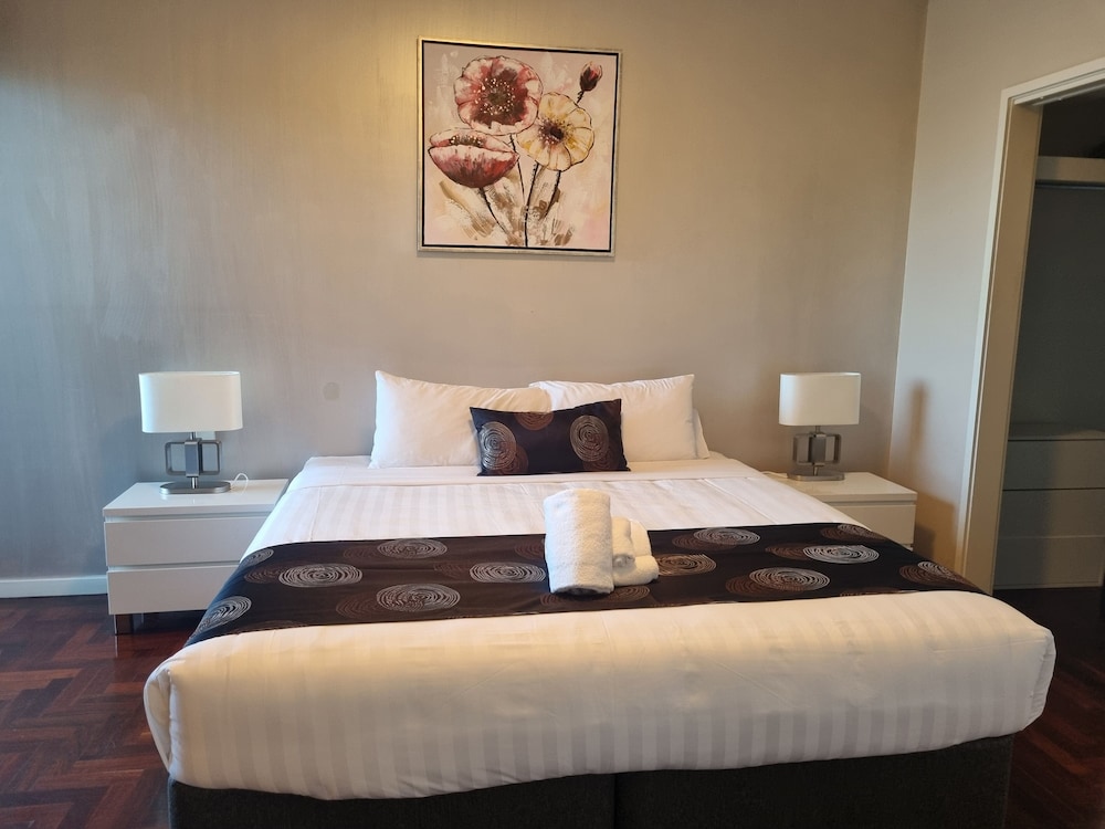 Accent Accommodation at Docklands Melbourne 8/50