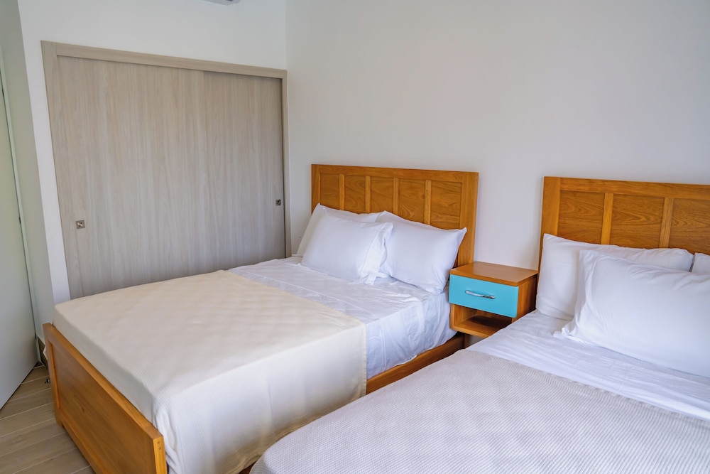 Xeliter Green One Playa Dorada 24/60