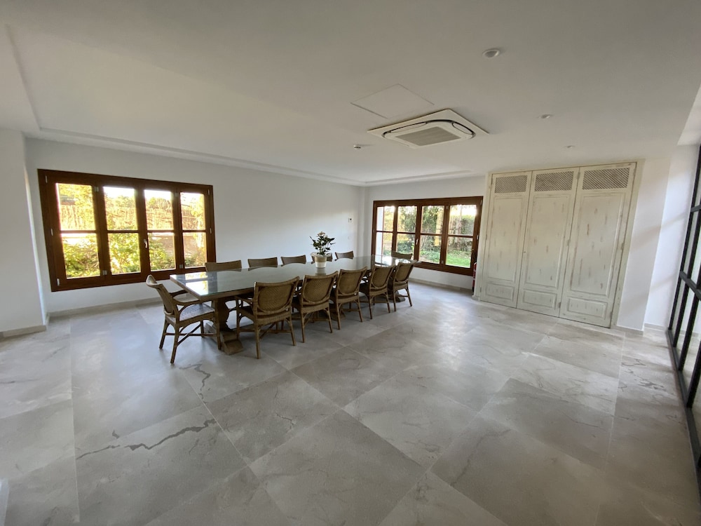 Aumallia Hotel And Spa 24/50