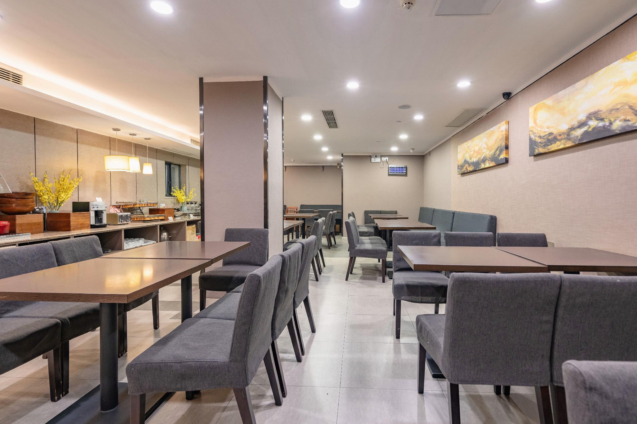 Home Inn Plus (Hangzhou West Lake lakeside Wushan Plaza Hefang Street store) 31/40