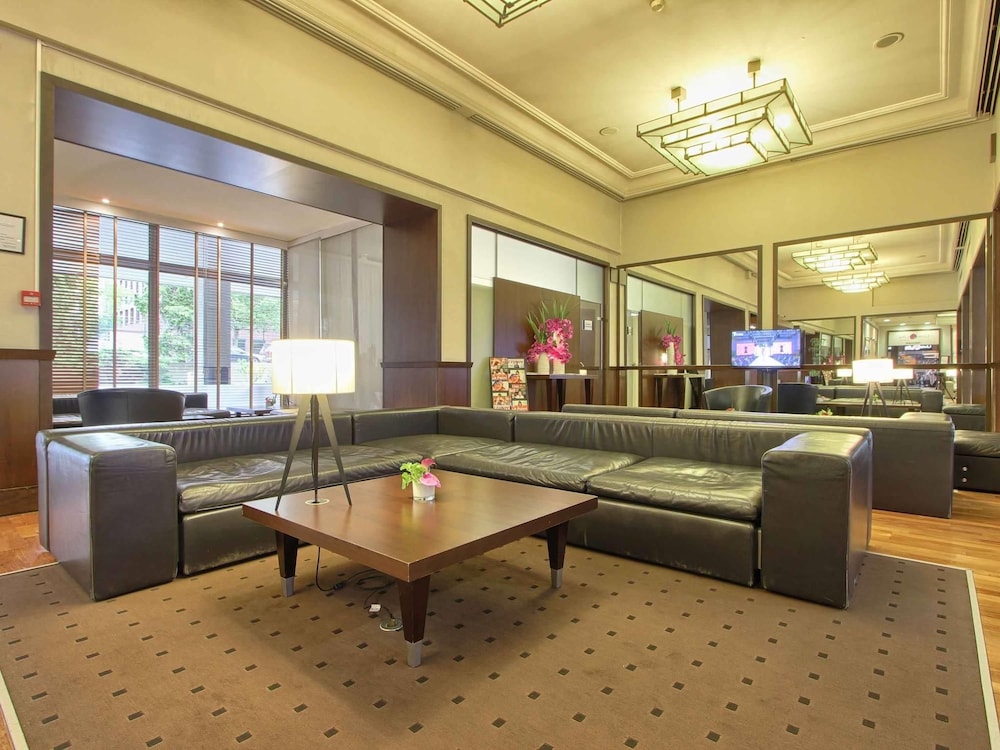 Mercure Paris Velizy 53/74