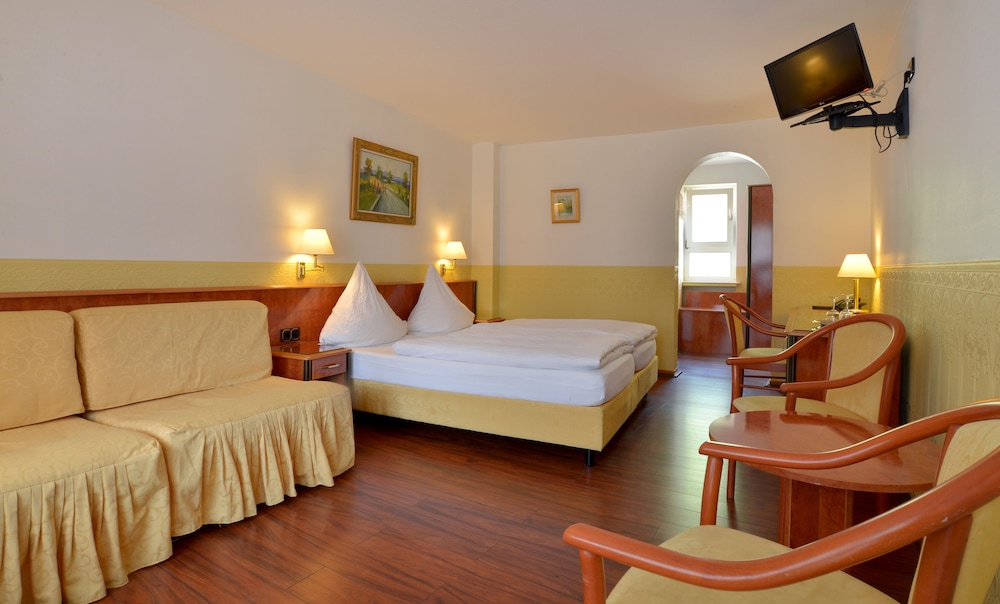 Hotel Zehnthof 31/67