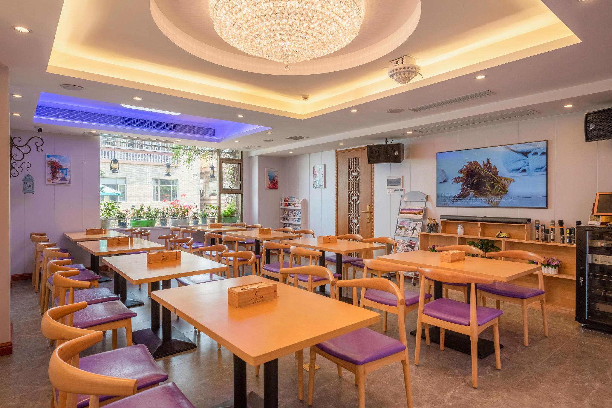 Lavande Hotel (Foshan Shunde Ronggui Light Rail Station) 15/23