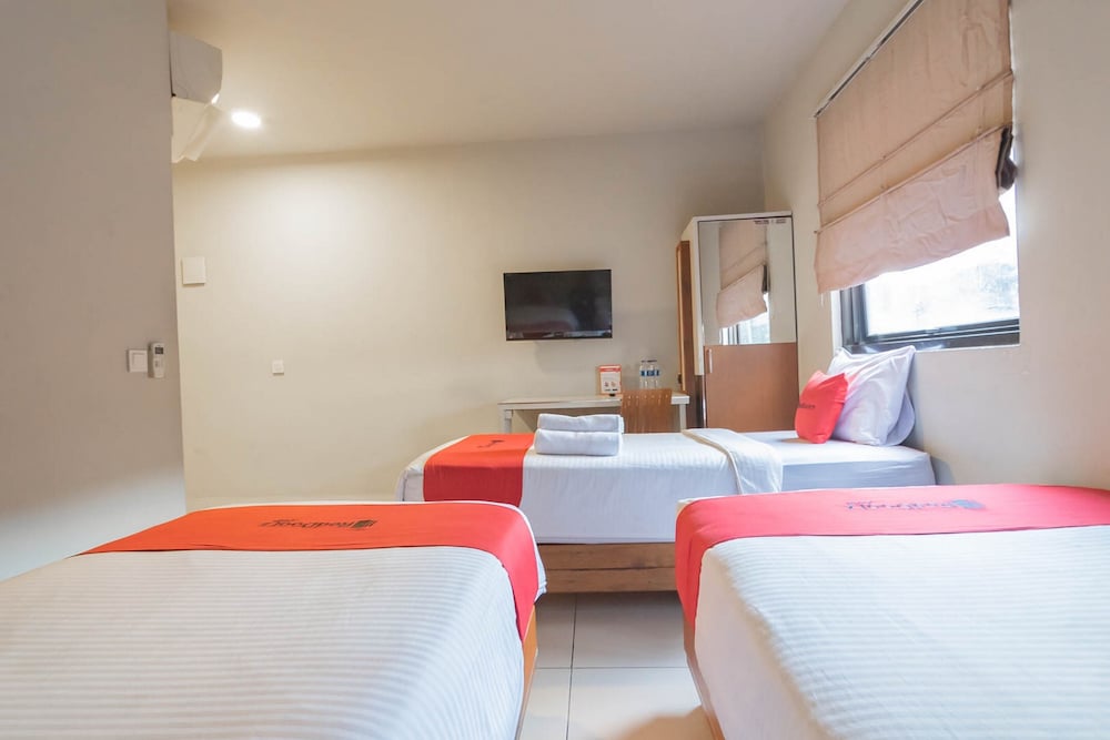 Reddoorz Plus Near Asia Afrika 3 23/54