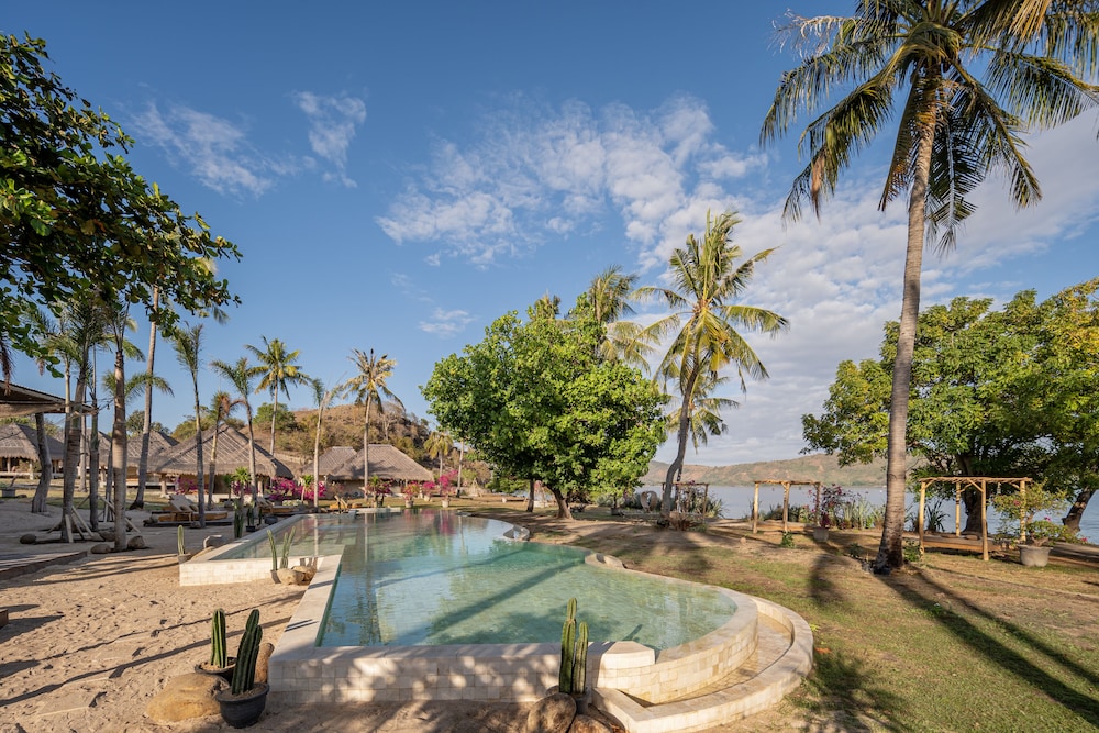 Bleu Mathis Gili Asahan 45/48