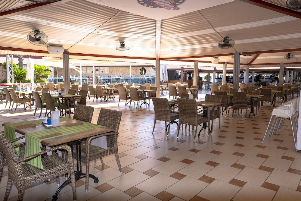 Family Life Pascha Bay Hotel 26/50