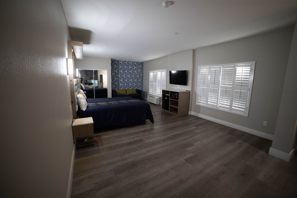 Guesthouse Inn Suites 36/63