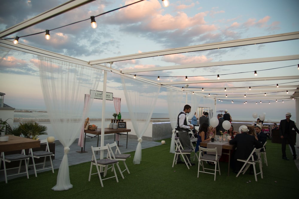 Mediterraneo Sitges Hotel Apartments 44/50