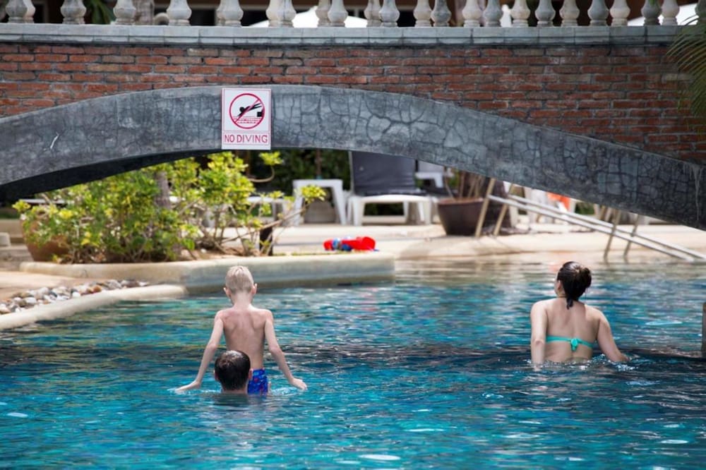 Phuket Orchid Resort And Spa 51/71
