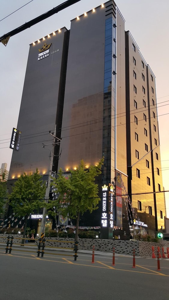 The King Hotel in BUSAN