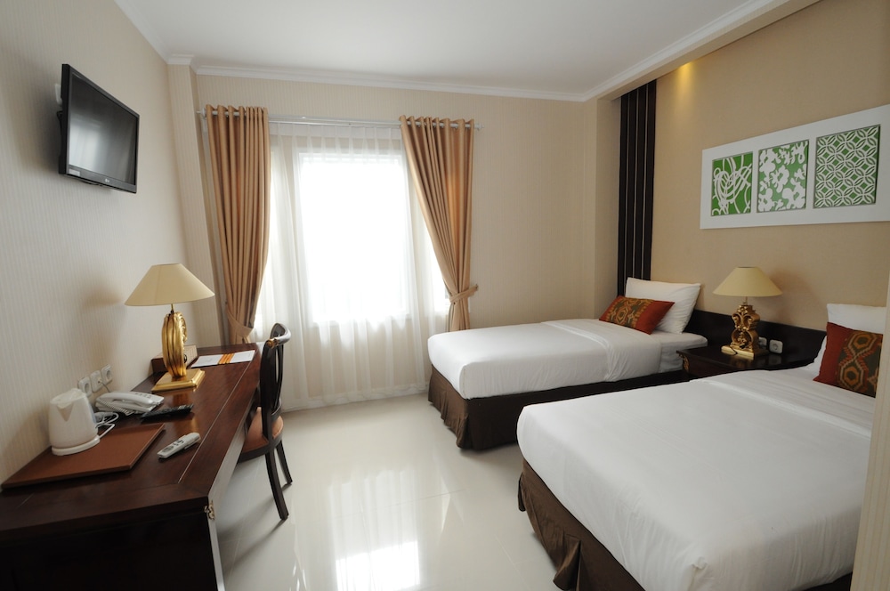 Noola Inn Hotel Bogor 11/43